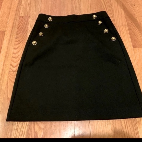 LOFT Dresses & Skirts - LOFT black skirt with gold buttons size 6P